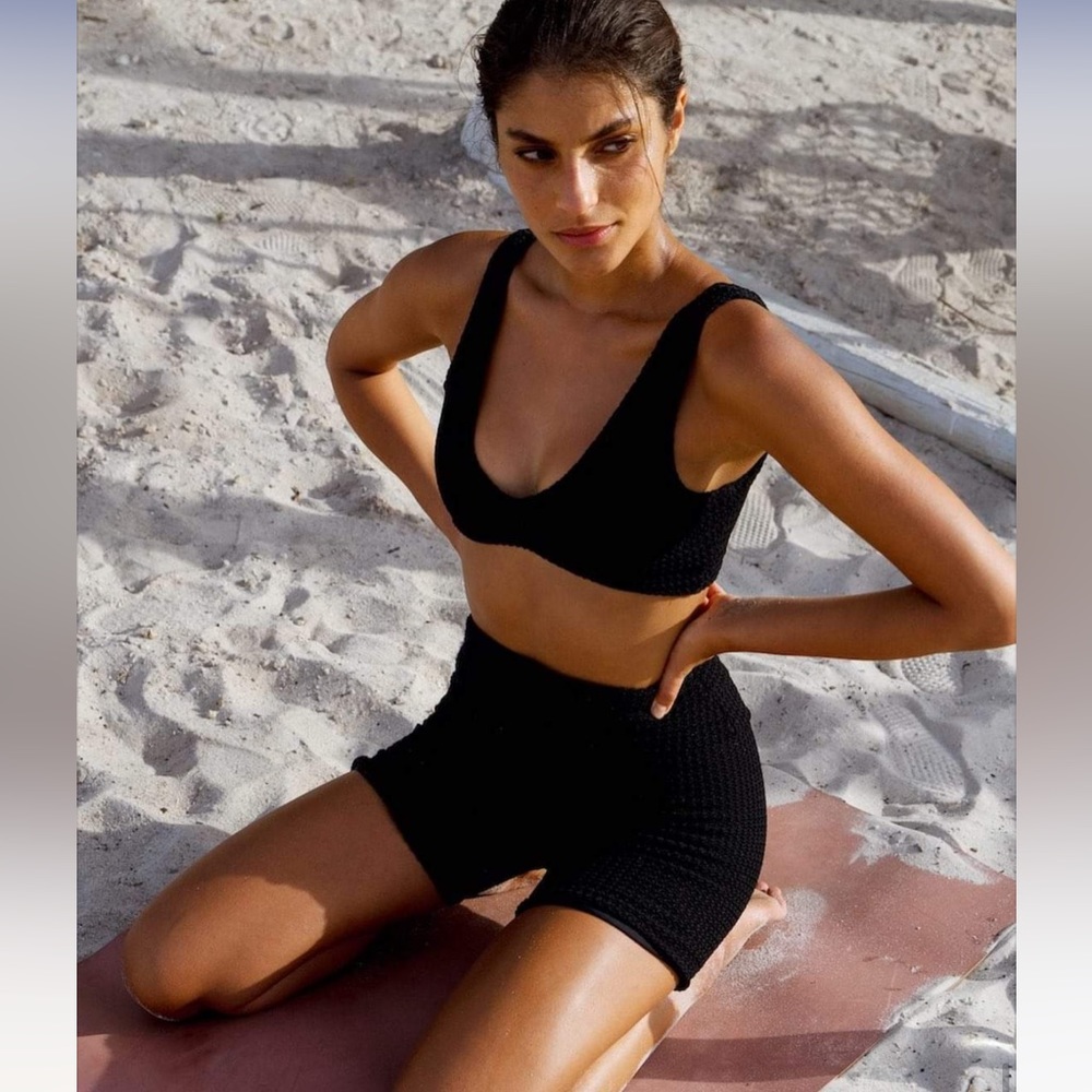 NWT BLOCH Crnkle Crop Top & Bottom